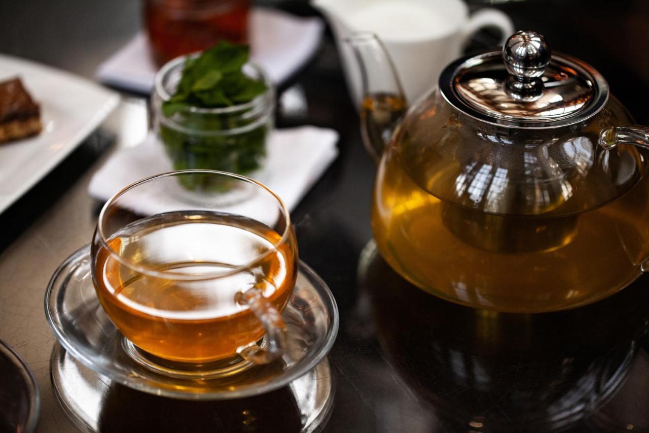 Four Seasons Hotel Rijad Zewnętrze zdjęcie A pot of tea